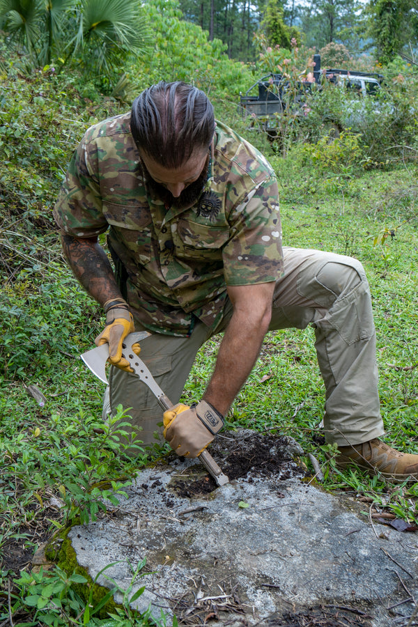 Bone Breacher  (tomahawk with various options)